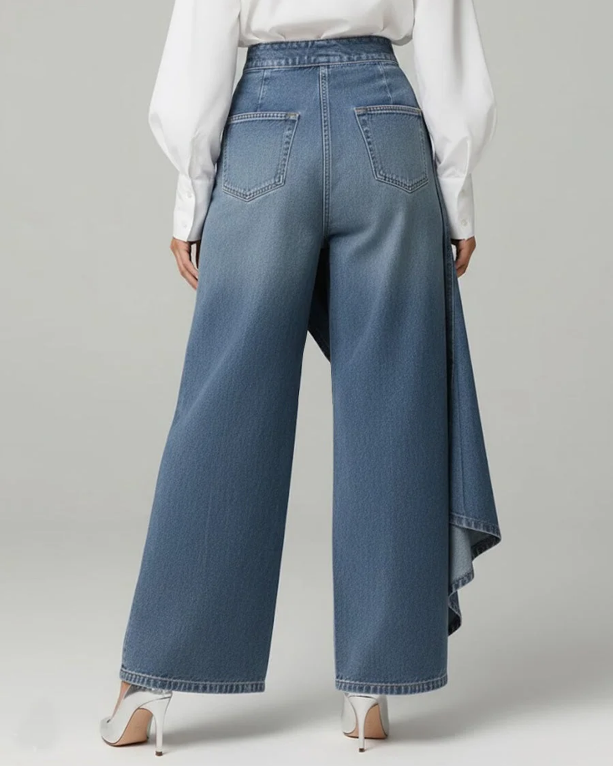 Pantalón de Talle Alto con Pierna Ancha y Corte Relajado en Diseño Elegante