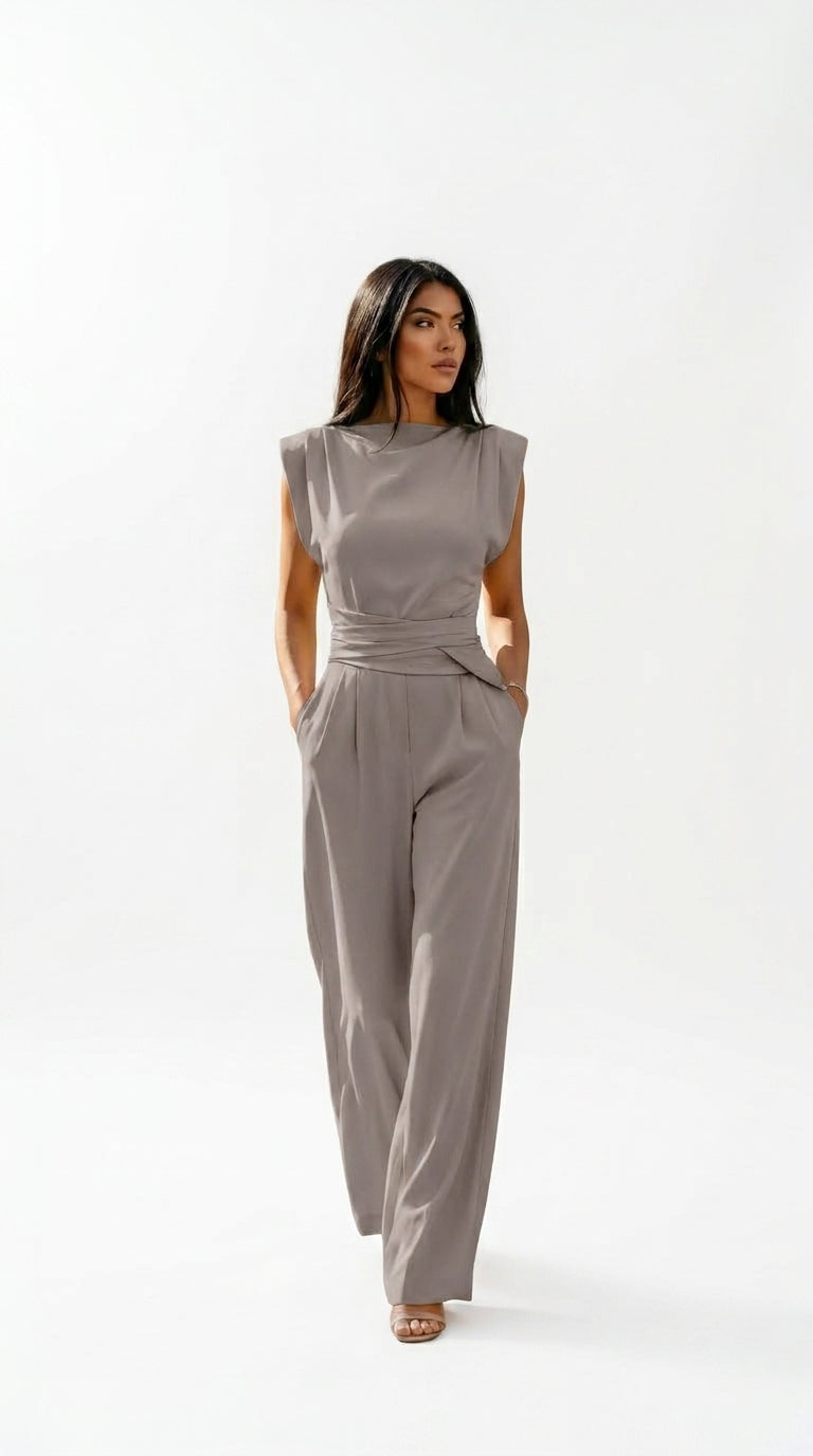 Mono con Cintura Definida Elegante