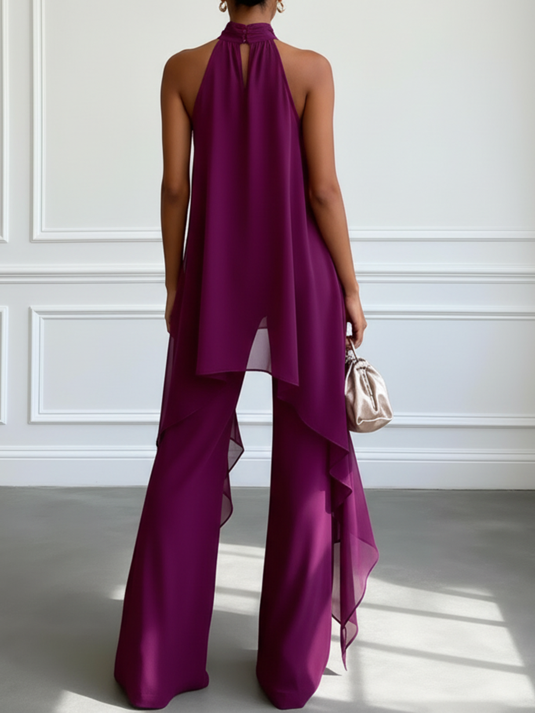 Mono halter sofisticado para mujer