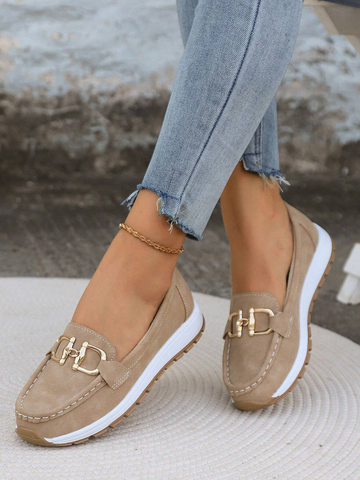 Mocasines con plataforma y hebilla