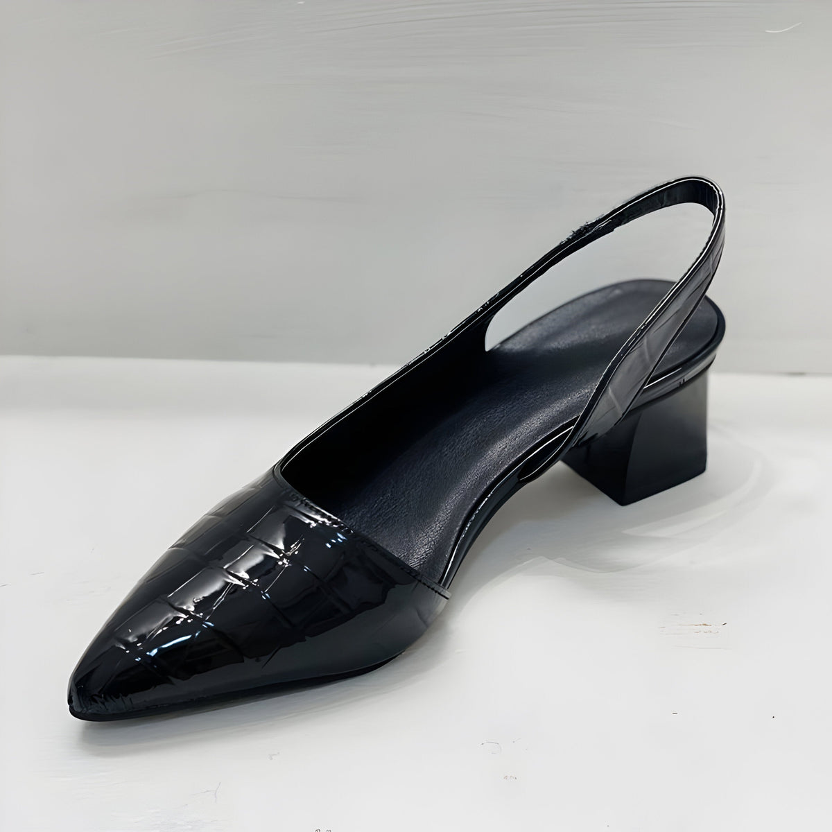 Zapatos de tacón con punta ancha