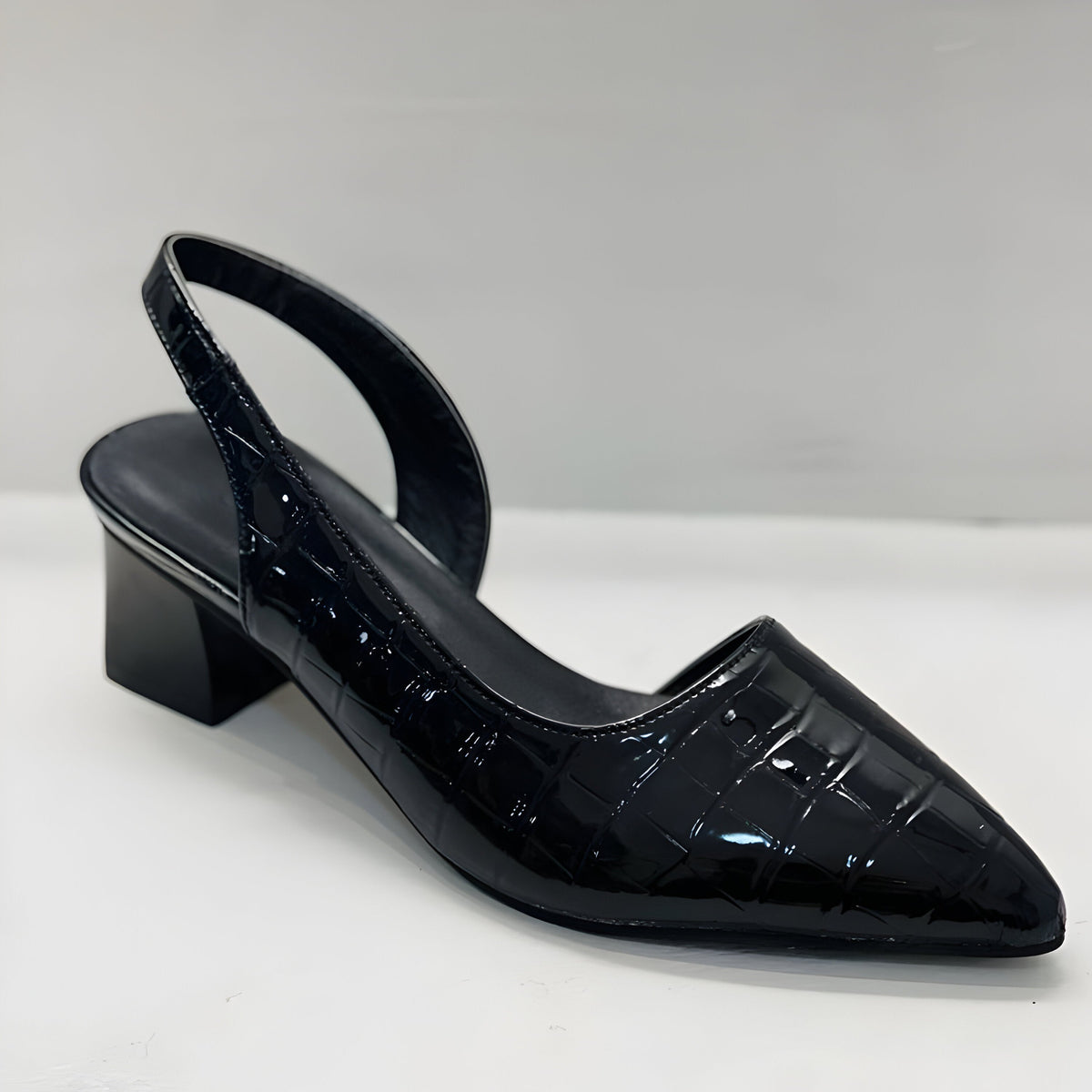 Zapatos de tacón con punta ancha