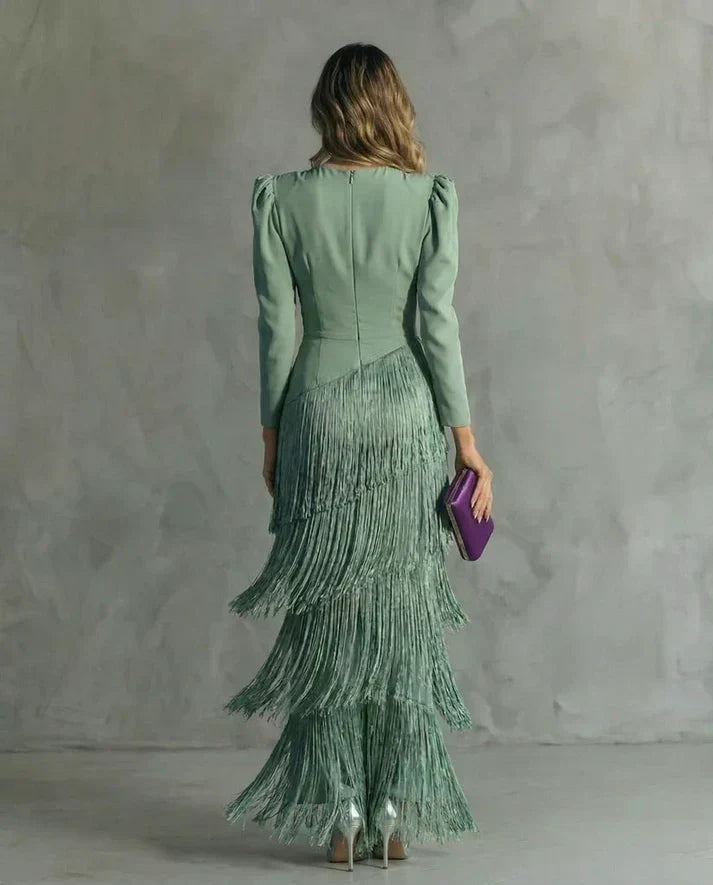 Vestido Elegante con Mangas de Flecos