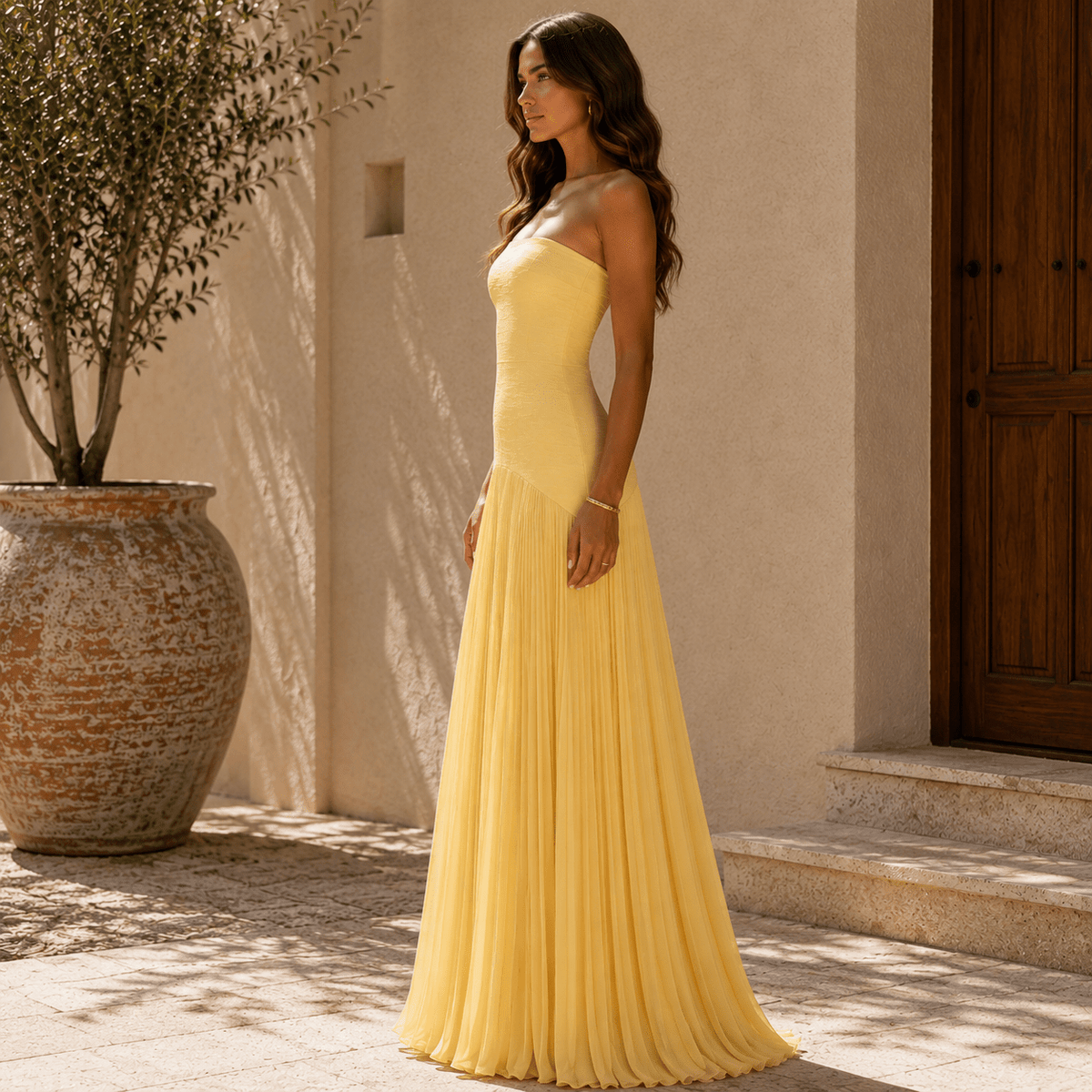 Vestido con hombros al aire