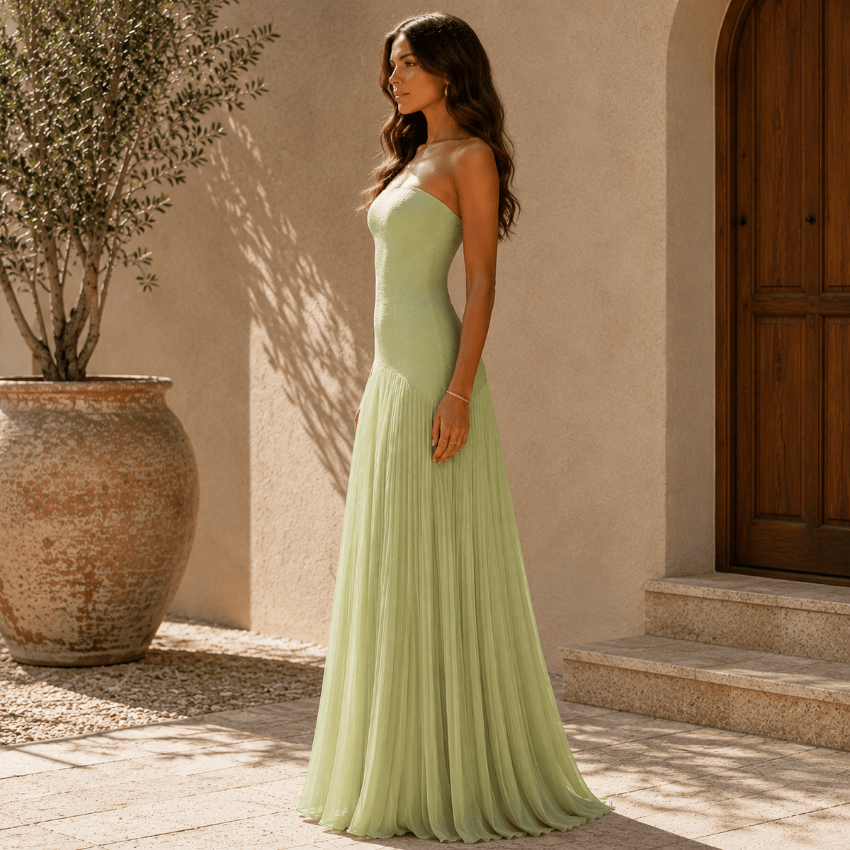 Vestido con hombros al aire