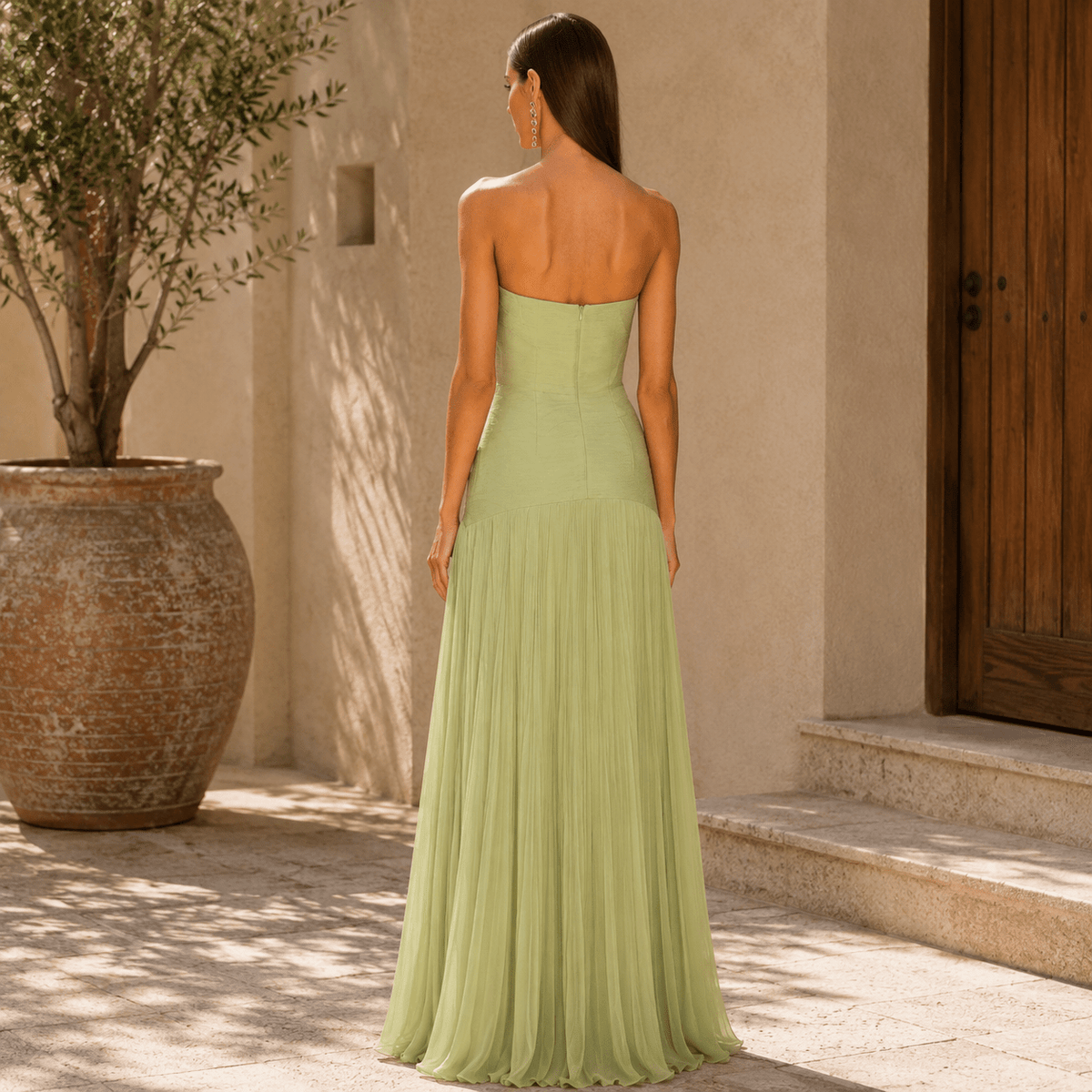 Vestido con hombros al aire