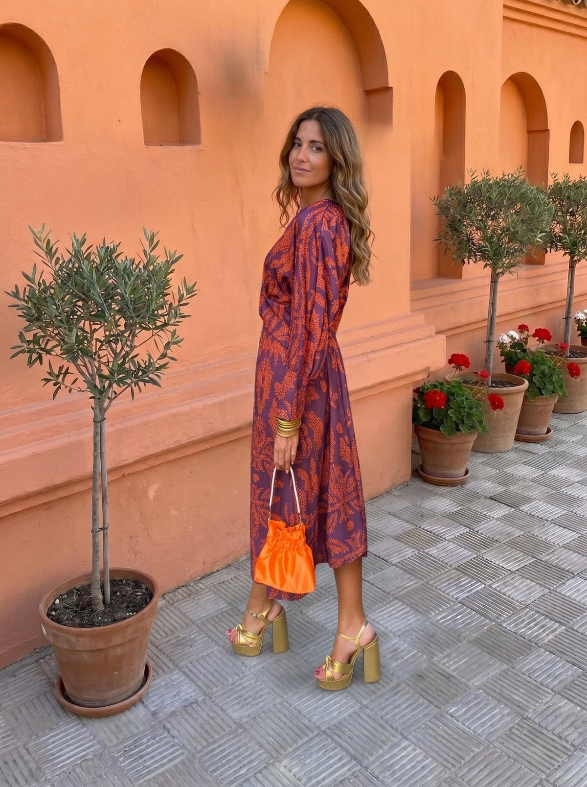 Vestido estampado de largo medio